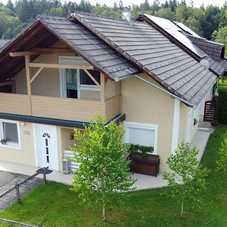 Apartma Marija Metlika Esterno foto