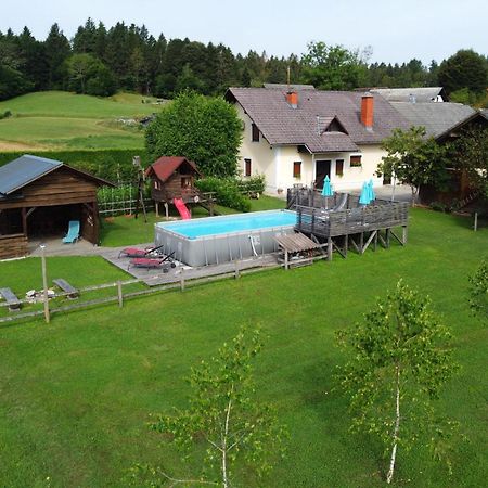 Apartma Marija Metlika Esterno foto