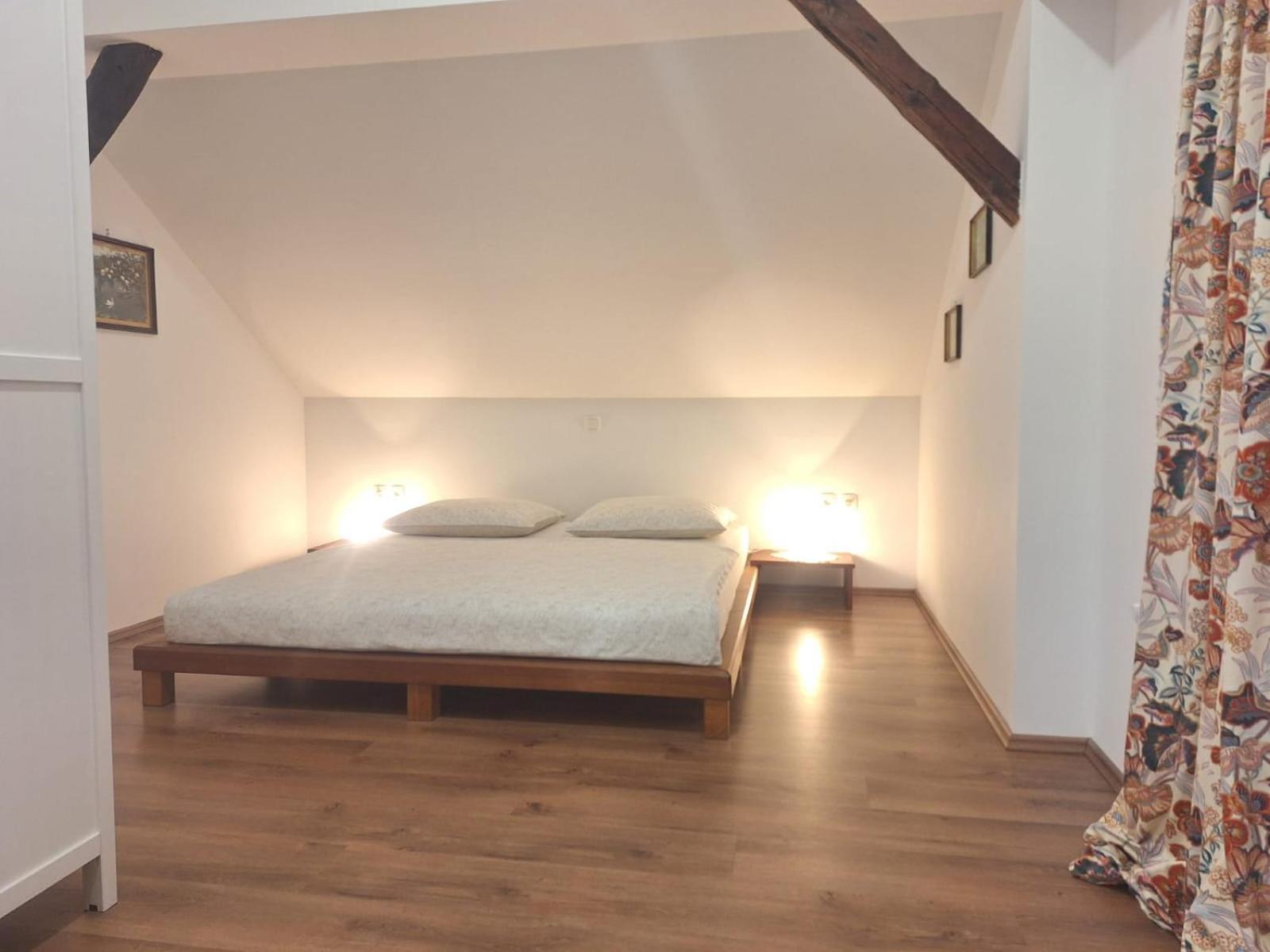 Apartma Marija Metlika Esterno foto