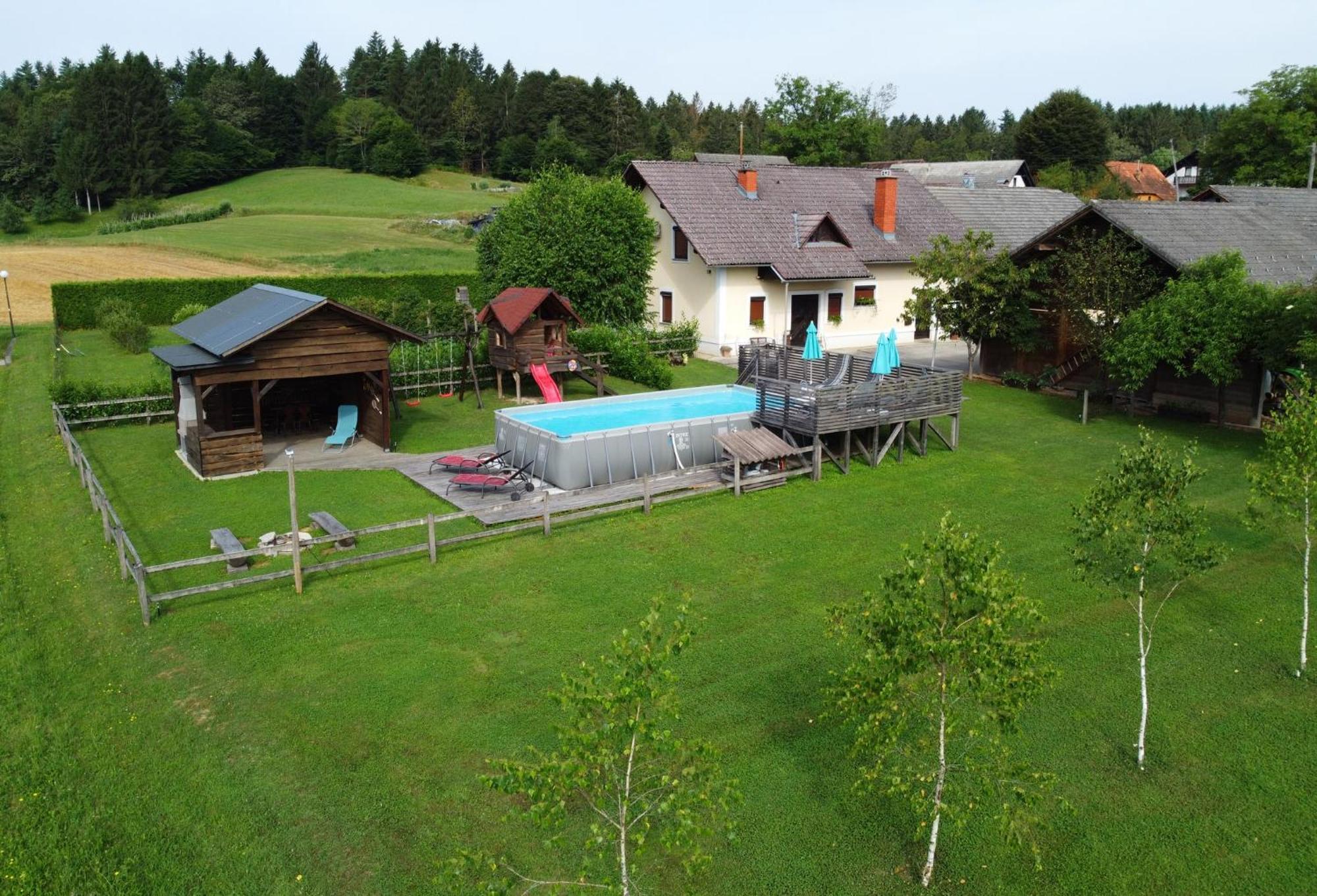 Apartma Marija Metlika Esterno foto